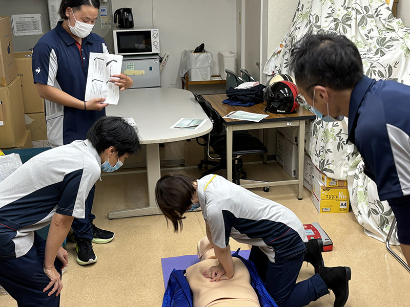 一次救命処置の伝達講習会の様子